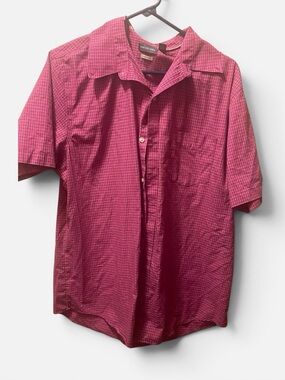 Van Heusen Men's Short Sleeve Button-Down Shirt - Magenta Check